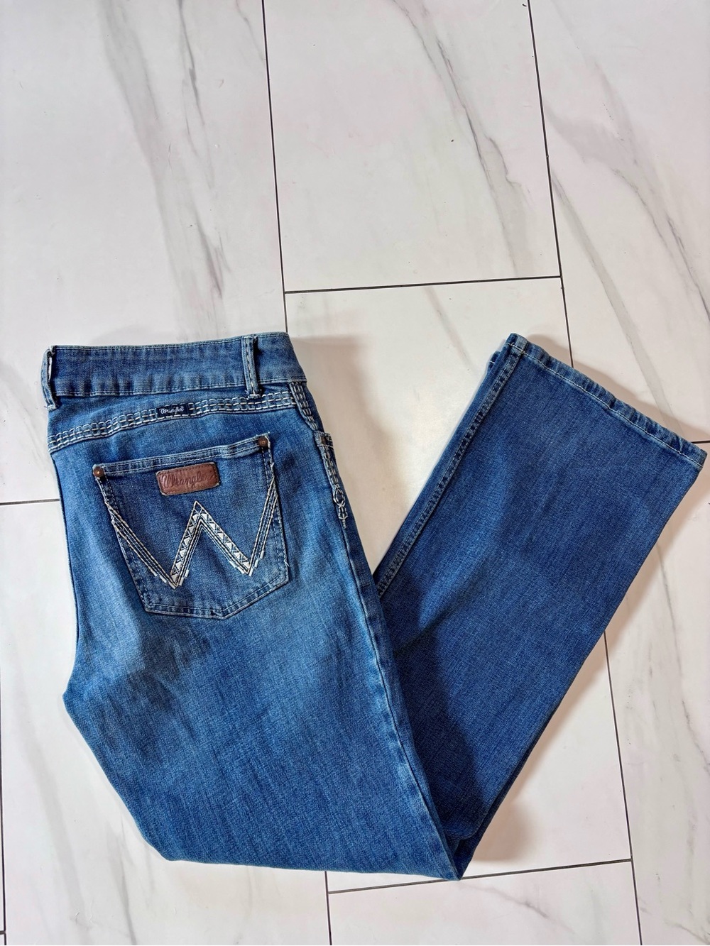 Wrangler bootcut jeans size 17x32 - like new!